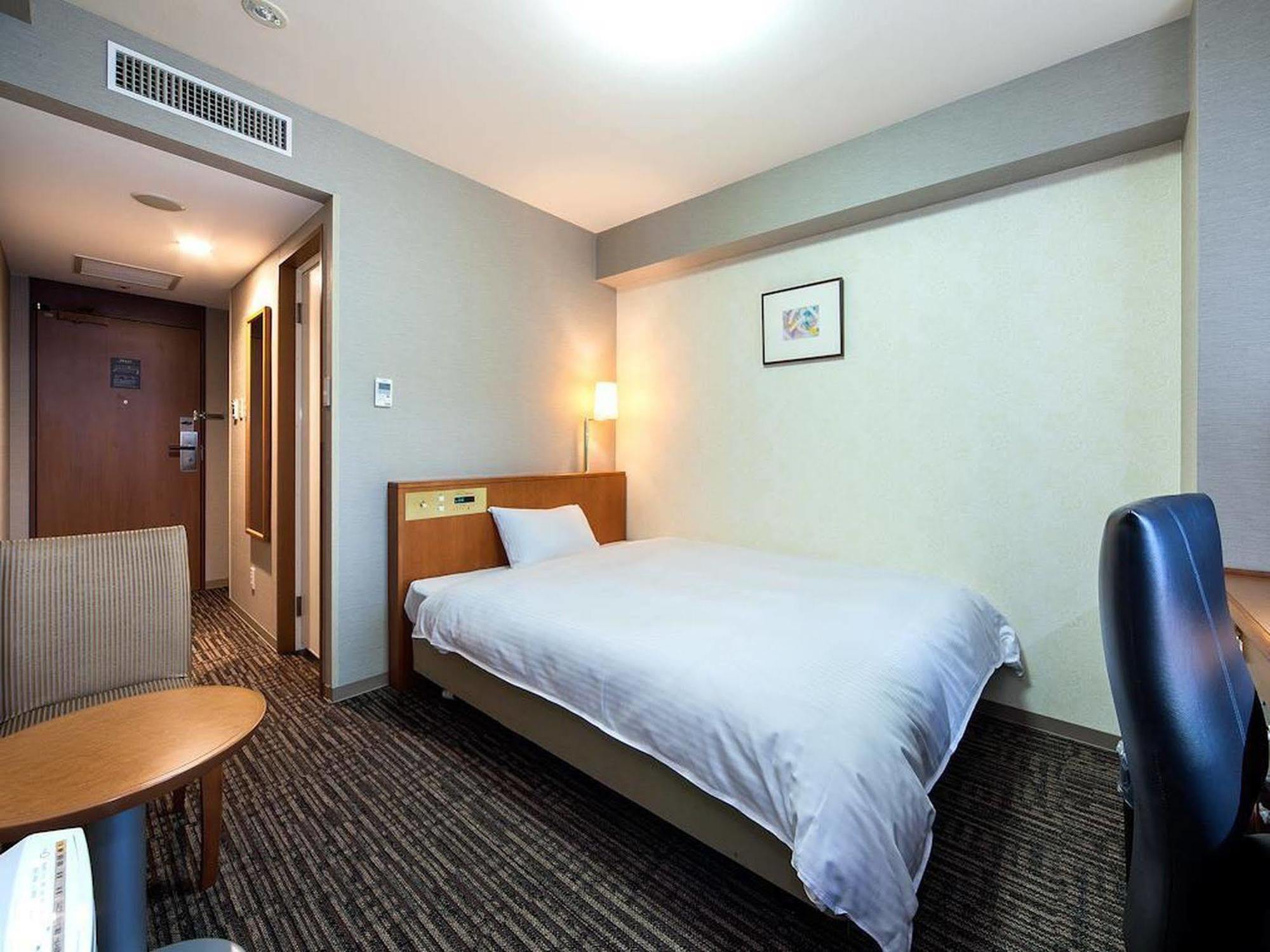 Daiwa Roynet Hotel Toyama Station Exterior foto